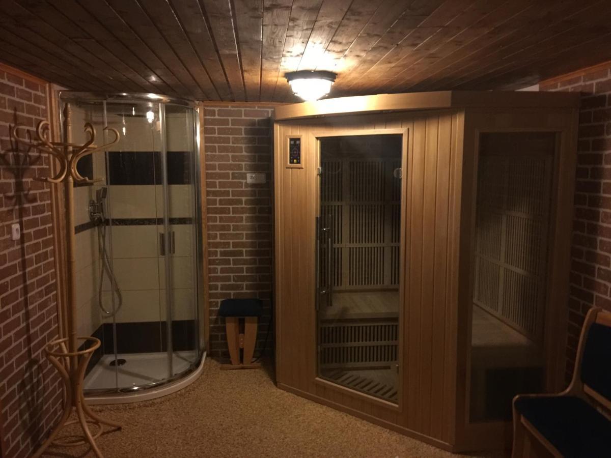 Vila Pod lesem Cenkovice Exteriér fotografie